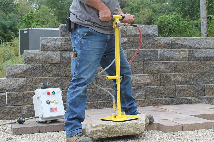 Pave Tool's ES T-Handle Batter Package D1 comes with the T-handle system and the battery pack along with the hose. This picks Natural stone, West Cast, Slabs, Pavers, T-Handle, 6x6 Pad, 10x10 Pad, Power Pack, 2 Batteries & 1 hour Quick Charge, 25' Hose, Quiet, No Compressor Needed, No bending Over, Suction Equipment