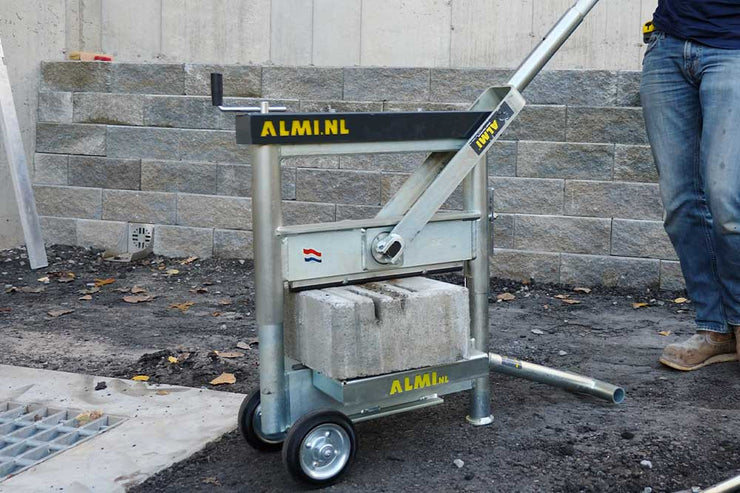 ALMI AL43U EASY, ALMI Splitter AL17-12, Fixed blade, Suitable for granite, pavers, sand-lime/pressed blocks, curbstones, extra thick stones (up to 12in), Support table fitted with measure and angle indicator, Single cranked height adjustment